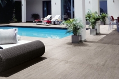 Carrelage design terrasse piscine Pays de Gex